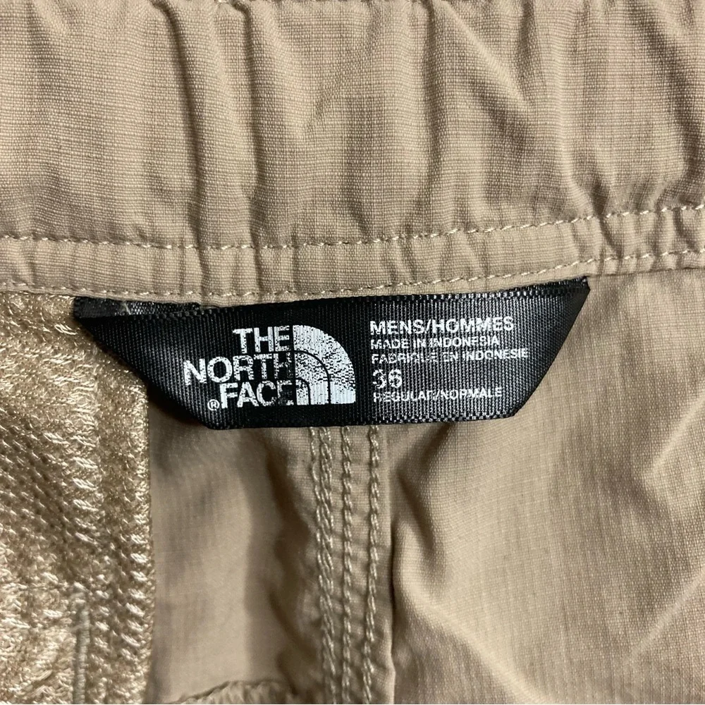 Northface Cargo Shorts - Khaki - Size 36